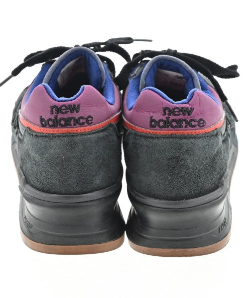 New Balance รองเท้าผ้าใบ