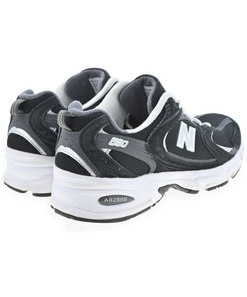 New Balance รองเท้าผ้าใบ