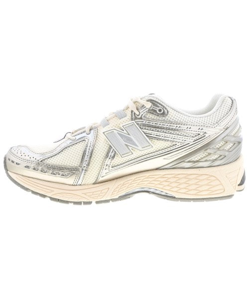 New Balance รองเท้าผ้าใบ