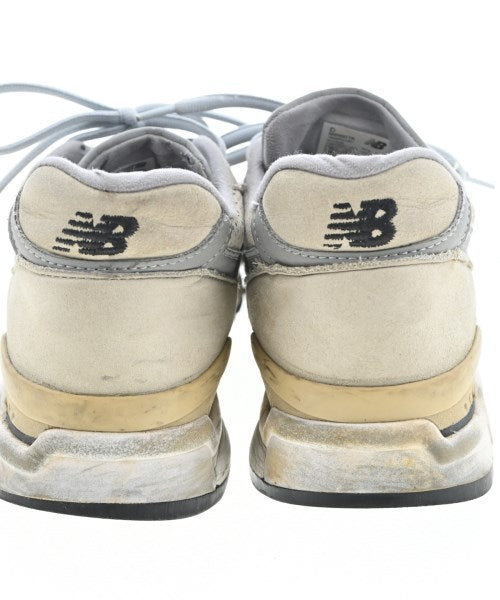 New Balance รองเท้าผ้าใบ