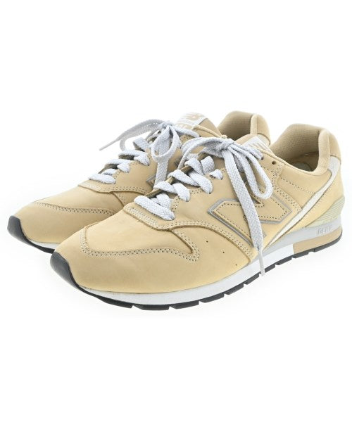 New Balance รองเท้าผ้าใบ