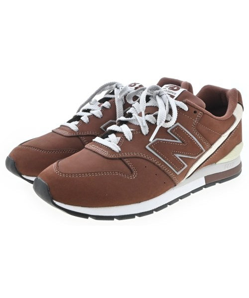 New Balance รองเท้าผ้าใบ