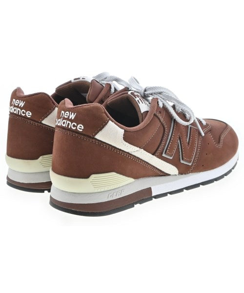 New Balance รองเท้าผ้าใบ