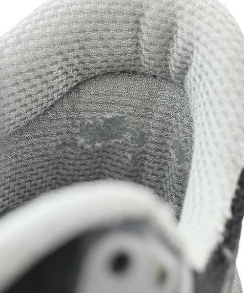 New Balance รองเท้าผ้าใบ