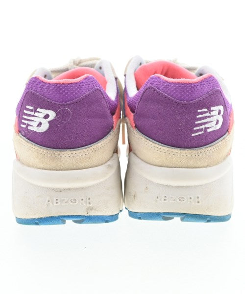 New Balance รองเท้าผ้าใบ