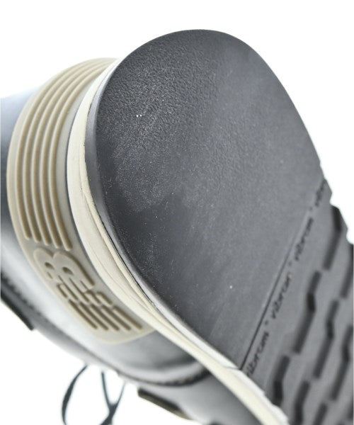 New Balance รองเท้าผ้าใบ