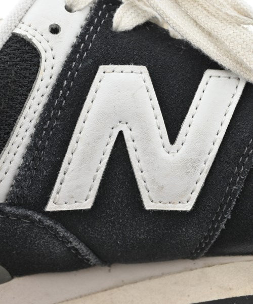 New Balance รองเท้าผ้าใบ