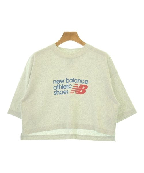 New Balance เสื้อยืด/เสื้อท็อปส์