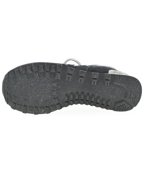 New Balance รองเท้าผ้าใบ