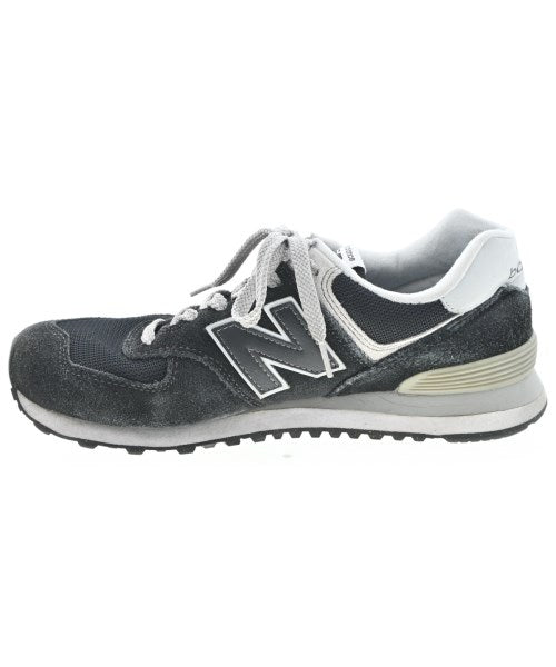 New Balance รองเท้าผ้าใบ