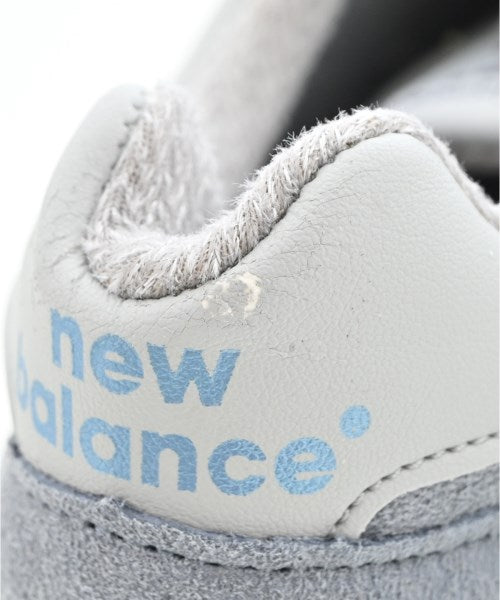 New Balance รองเท้าผ้าใบ