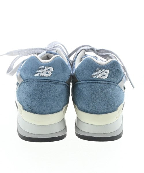 New Balance รองเท้าผ้าใบ