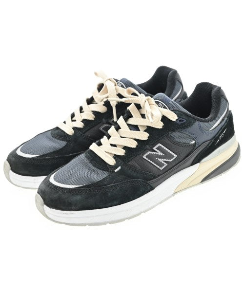 New Balance รองเท้าผ้าใบ