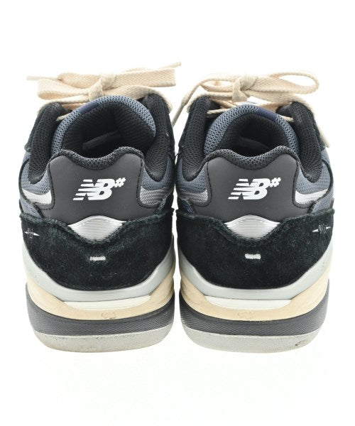 New Balance รองเท้าผ้าใบ