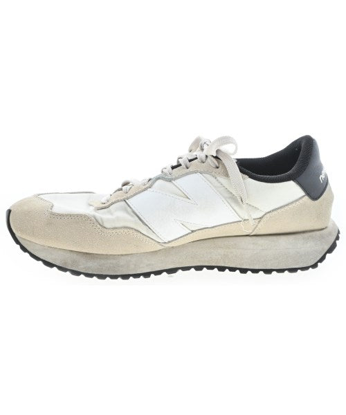 New Balance รองเท้าผ้าใบ