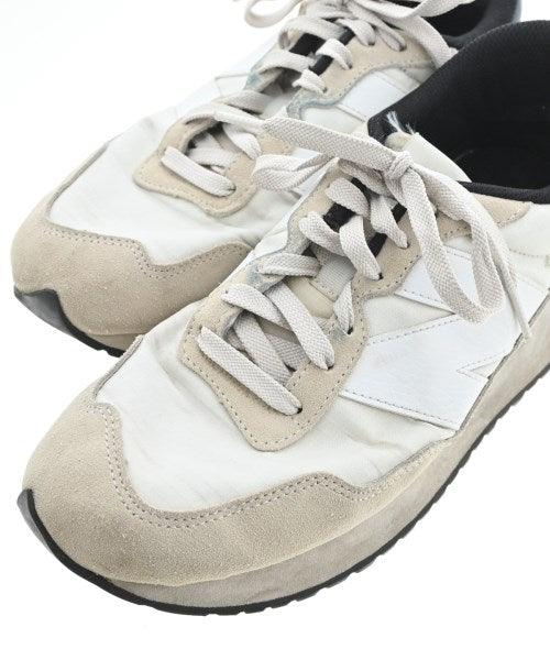 New Balance รองเท้าผ้าใบ