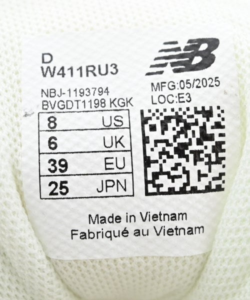 New Balance รองเท้าผ้าใบ