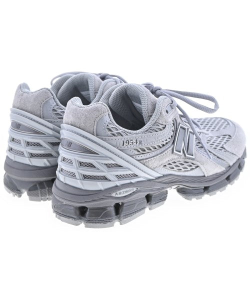 New Balance รองเท้าผ้าใบ