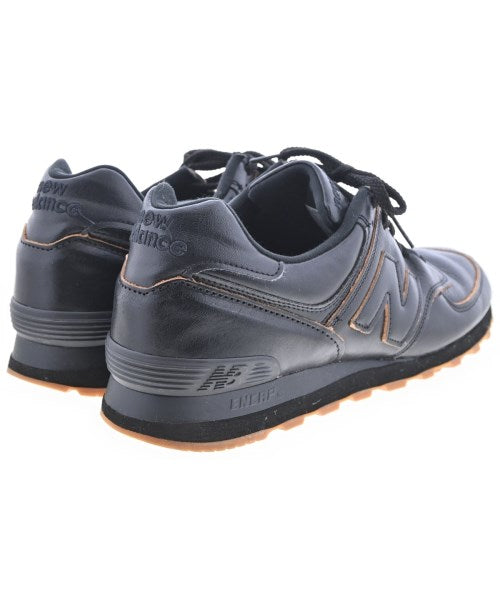New Balance รองเท้าผ้าใบ