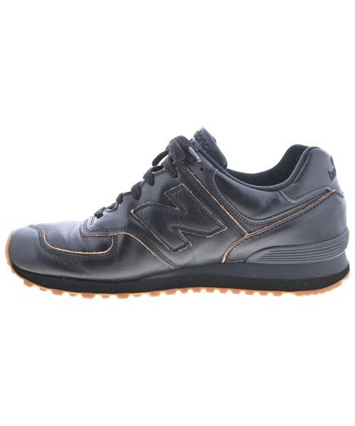 New Balance รองเท้าผ้าใบ