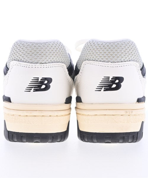 New Balance รองเท้าผ้าใบ