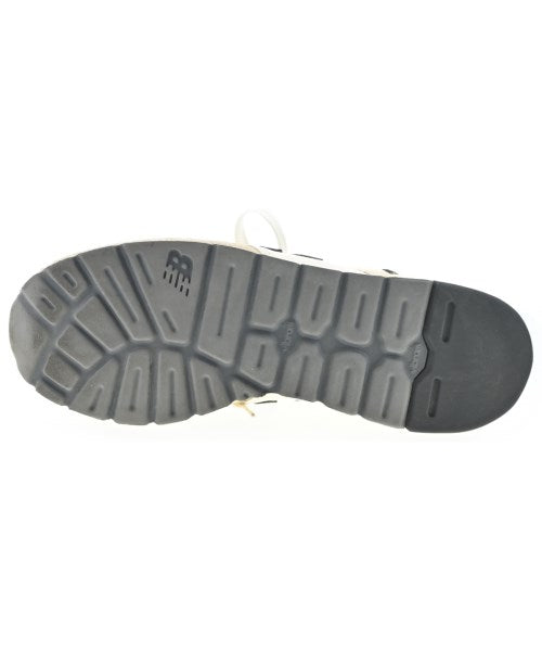 New Balance รองเท้าผ้าใบ