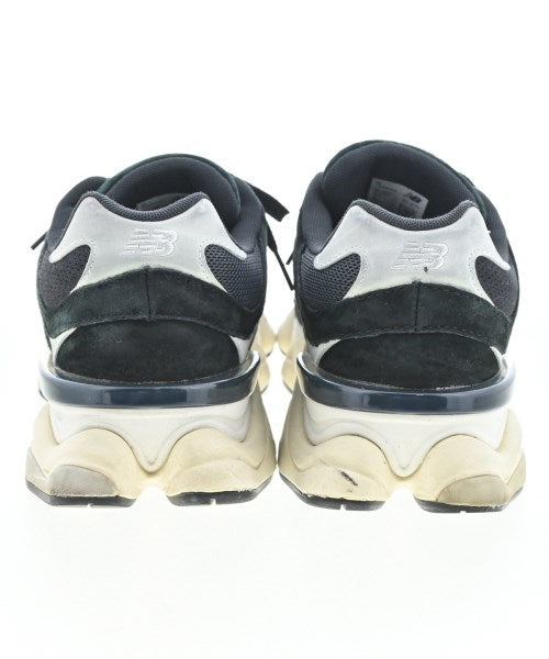 New Balance รองเท้าผ้าใบ
