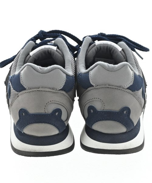 New Balance รองเท้าผ้าใบ