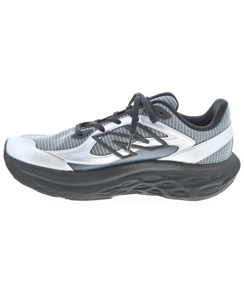 New Balance รองเท้าผ้าใบ