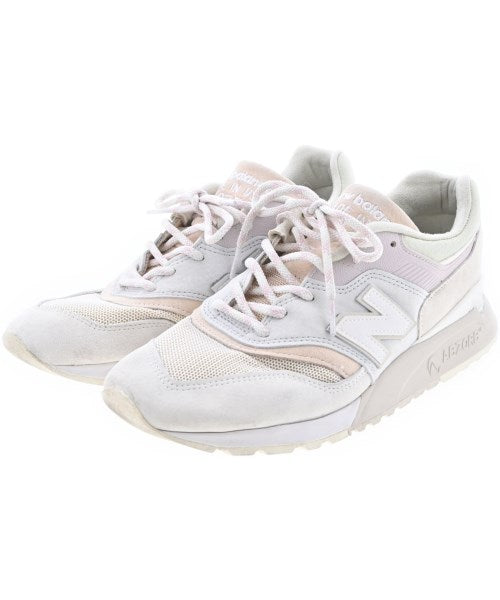 KITH รองเท้าผ้าใบ