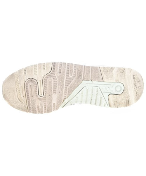 KITH รองเท้าผ้าใบ