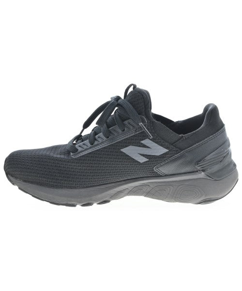 New Balance รองเท้าผ้าใบ