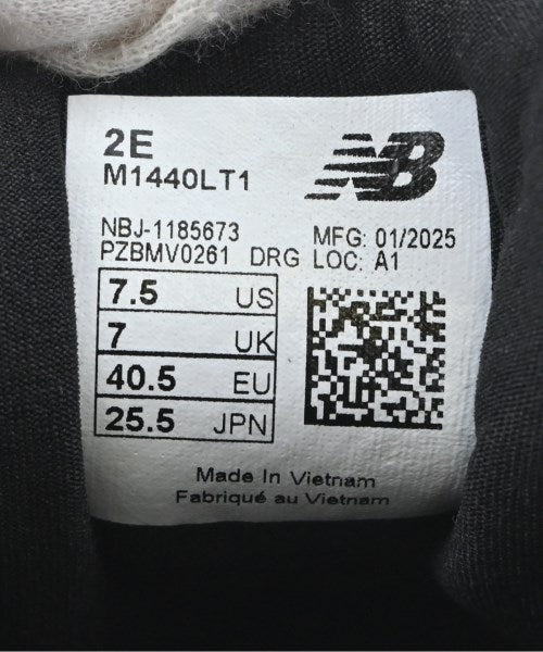 New Balance รองเท้าผ้าใบ