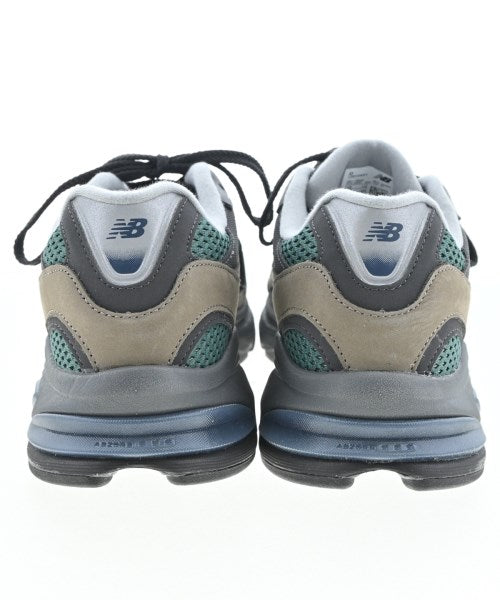 New Balance รองเท้าผ้าใบ