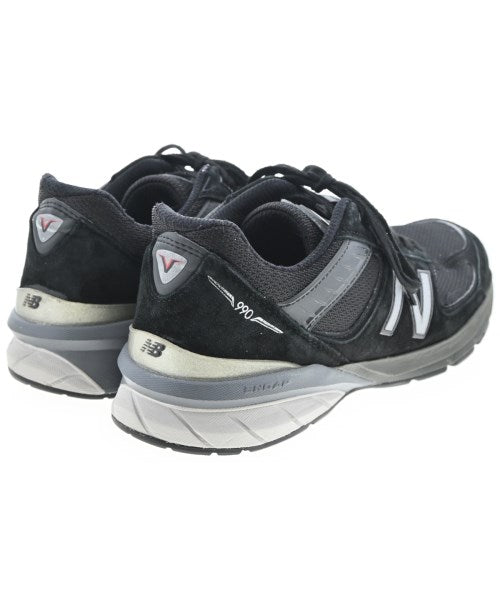 New Balance รองเท้าผ้าใบ