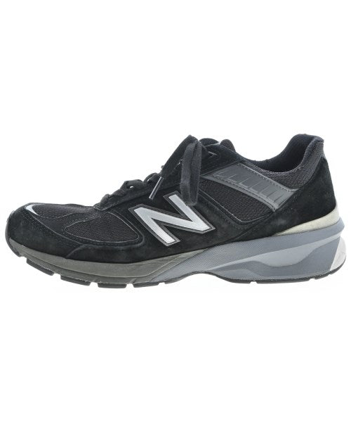 New Balance รองเท้าผ้าใบ