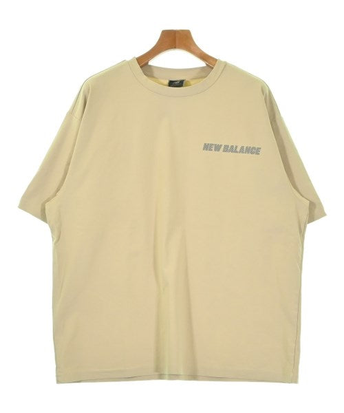 New Balance เสื้อยืด/เสื้อท็อปส์