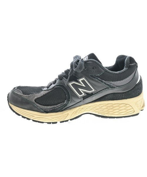 New Balance รองเท้าผ้าใบ