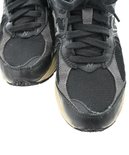 New Balance รองเท้าผ้าใบ