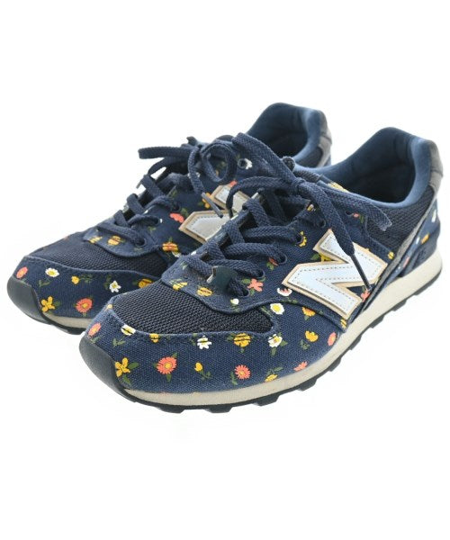 New Balance รองเท้าผ้าใบ