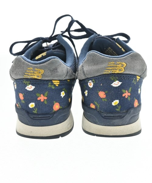 New Balance รองเท้าผ้าใบ