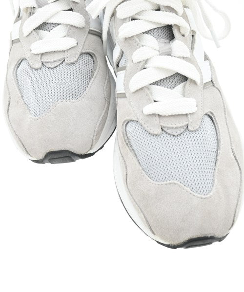 New Balance รองเท้าผ้าใบ