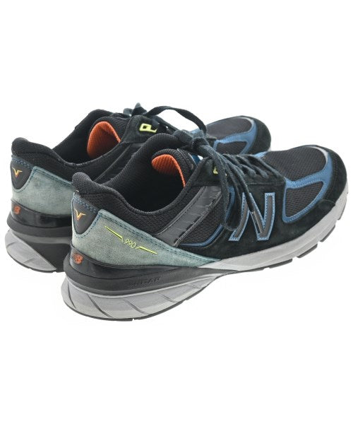 New Balance รองเท้าผ้าใบ