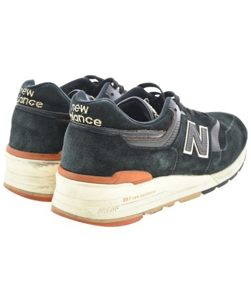 New Balance รองเท้าผ้าใบ