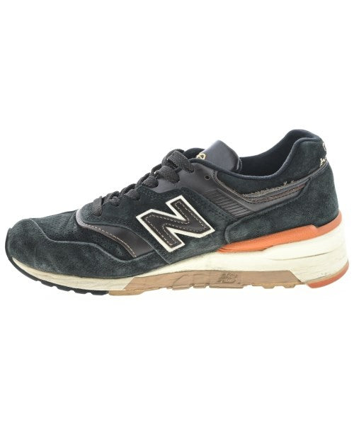 New Balance รองเท้าผ้าใบ
