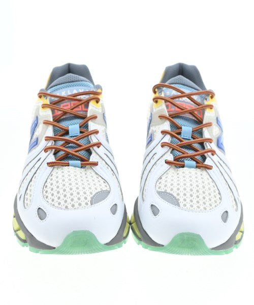 New Balance รองเท้าผ้าใบ