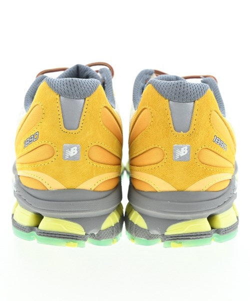 New Balance รองเท้าผ้าใบ