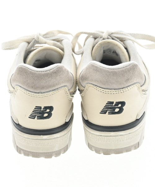 New Balance รองเท้าผ้าใบ