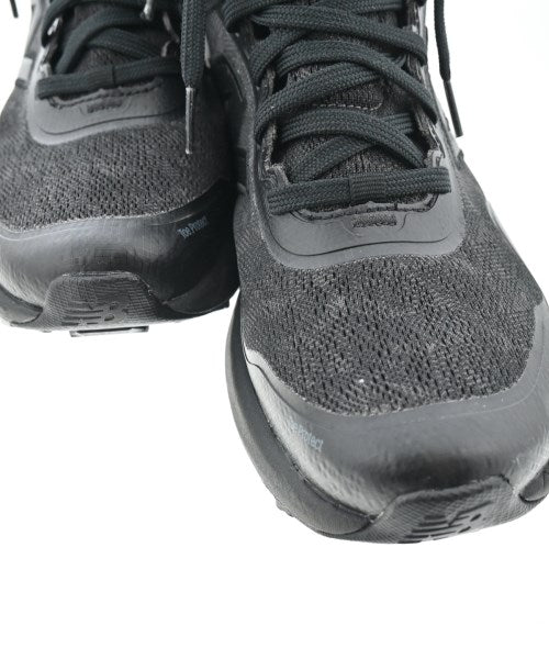 New Balance รองเท้าผ้าใบ