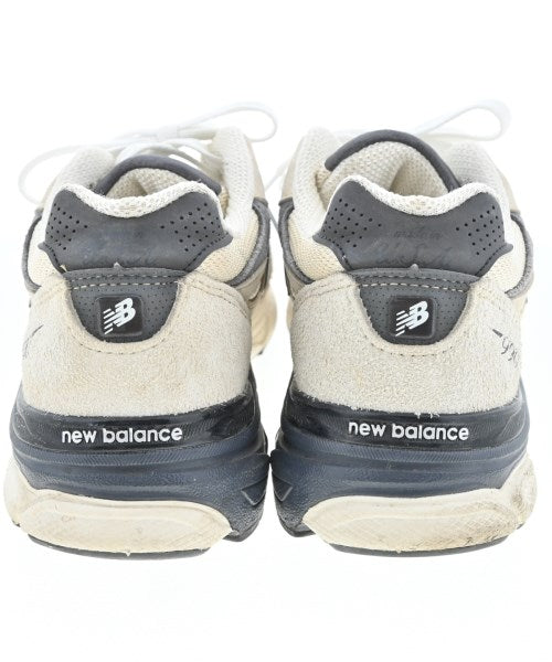 New Balance รองเท้าผ้าใบ